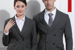 穿商務(wù)正裝時(shí)一定要穿純白色襯衫嗎？