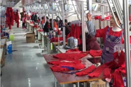 上海工作服生產(chǎn)廠家的氬弧焊防護(hù)服的面料洗滌注意事項！